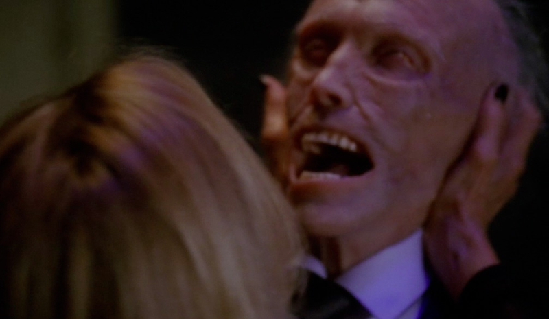 Illustration for article titled American Horror Story Brings Back the Gorgeous Holy What the Fuckery